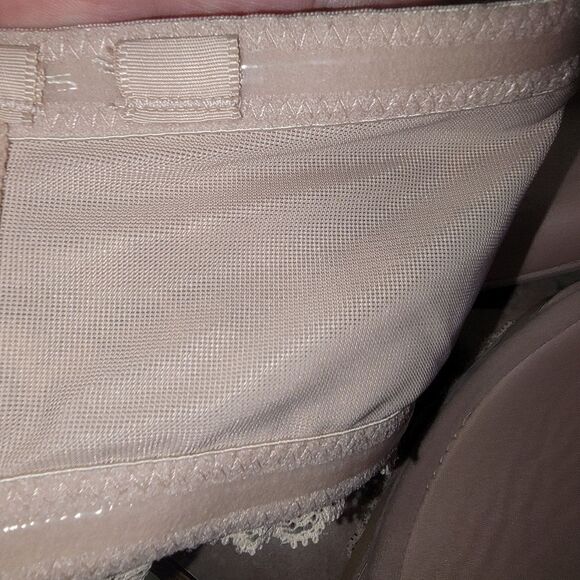 Torrid strapless underwire padded Bra Size 42C - Picture 6 of 7